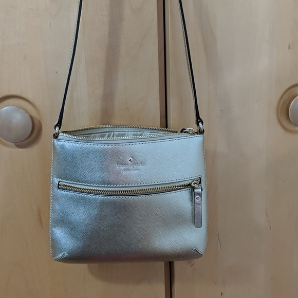 Kate Spade crossbody - Picture 1 of 4
